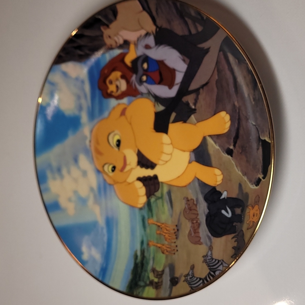 The Walt Disney Co. Lion King limited edition plate